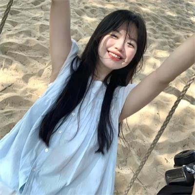 推动摇篮的手